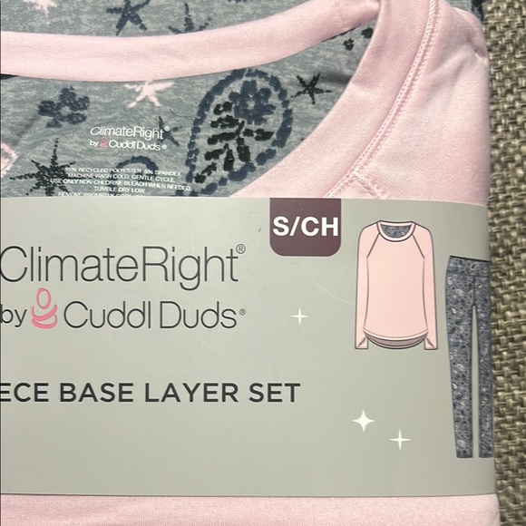 Cuddl Duds 2 pc Base Layer Set - Picture 3 of 3